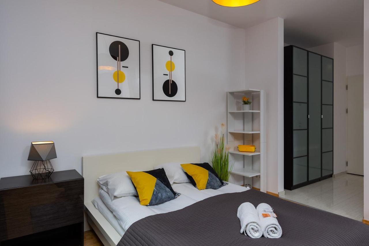 Kolejowa Apartments Warsaw By Noclegi Renters Kültér fotó