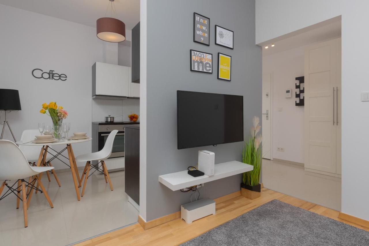 Kolejowa Apartments Warsaw By Noclegi Renters Kültér fotó