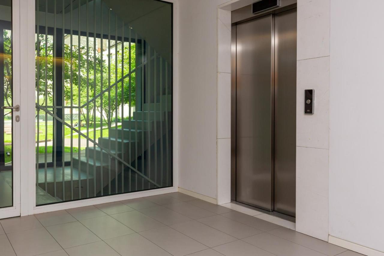 Kolejowa Apartments Warsaw By Noclegi Renters Kültér fotó